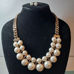 Faux Pearl Gold Tone Metal Chain Statement Necklace & Earrings Chic